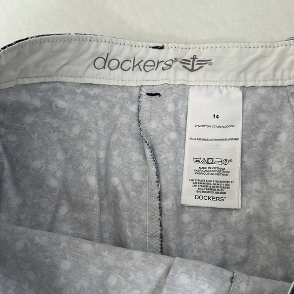 Dockers size 14 “Every Day Scooter” skort - Picture 3 of 4
